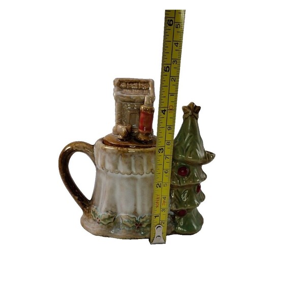 VTG Christmas Mini Teapot Glazed Ceramic Tree Star Candle Holly House 5" x 4.5" - Picture 9 of 10